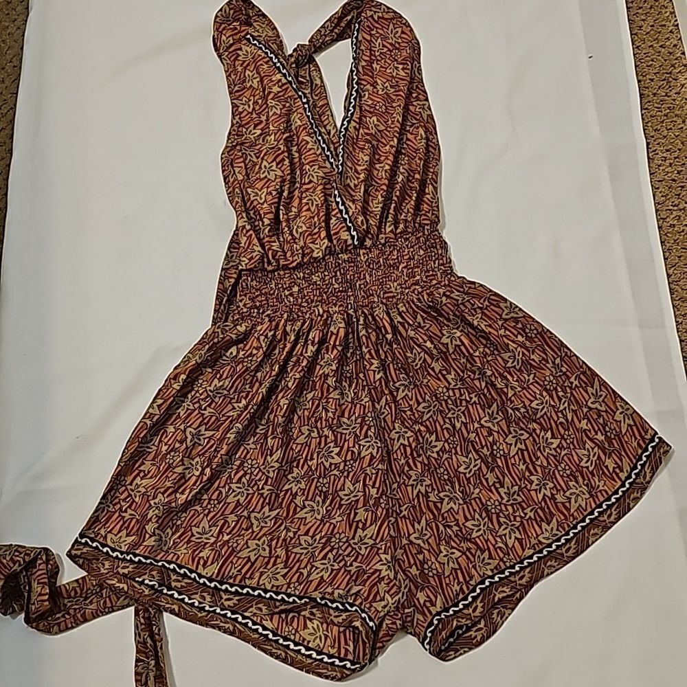 Luz life Activated skort jumpsuit size small.